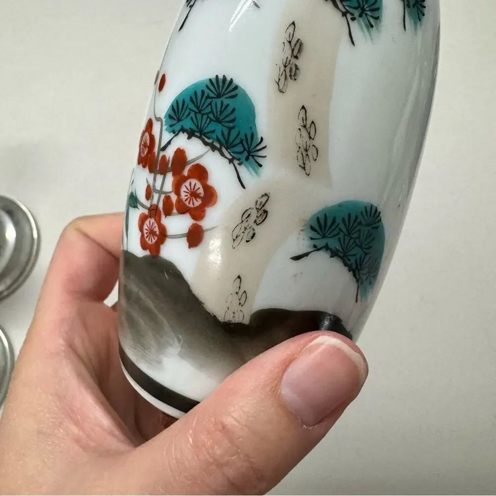 Vintage Japanese Arita Sake Bottle Crane Art Hand Painted Bud Vase 6in - Picture 6 of 10